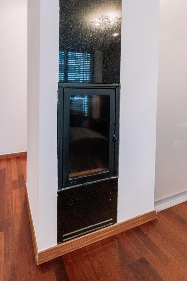 Revon Business Apartment 48 Dunajska Bratislava Buitenkant foto
